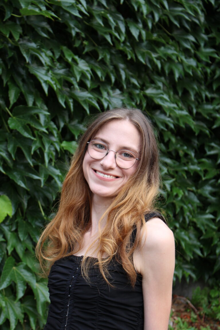 Alina Schüttler Cover