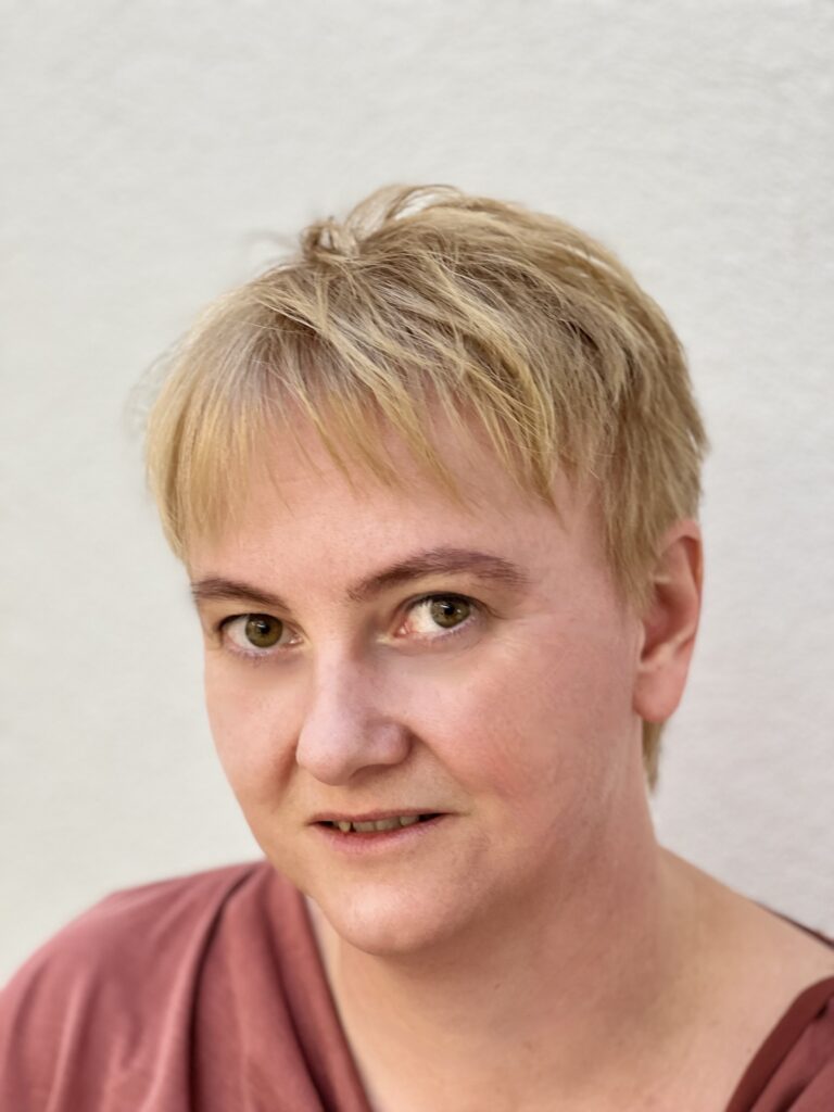 Sabine Buxbaum Cover