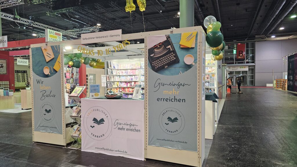 Stand des Selfpublisher-Verbands auf der FBM 2025