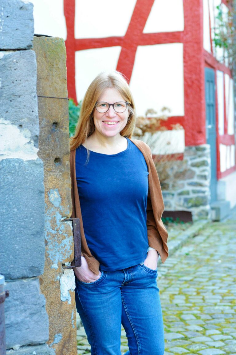 Manuela Olde Daalhuis Cover