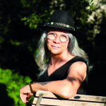 Angela Guggenmoos Cover